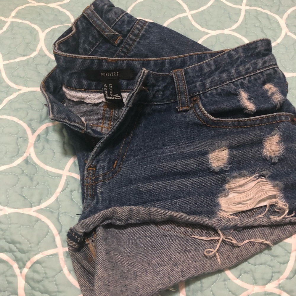 ♥️SALE Forever 21 jean shorts Sz. 24